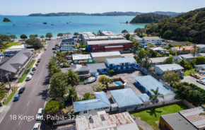 Pipi Patch, Paihia
